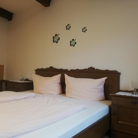 Gaststaette Liebl Otel Wiesent Dış mekan fotoğraf