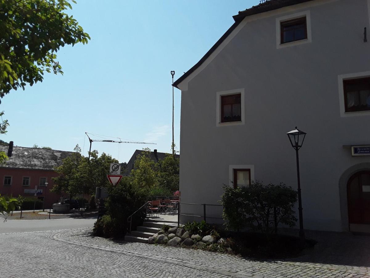 Gaststaette Liebl Otel Wiesent Dış mekan fotoğraf