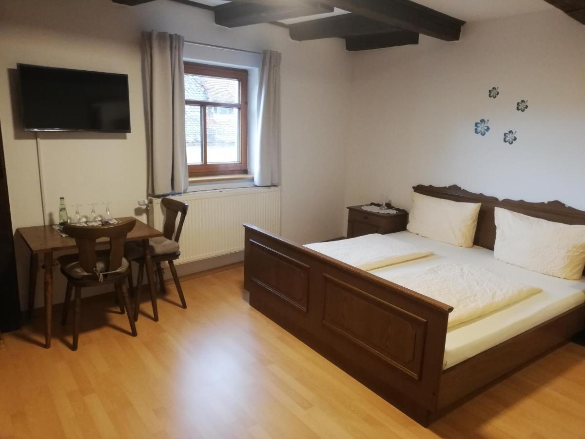 Gaststaette Liebl Otel Wiesent Dış mekan fotoğraf