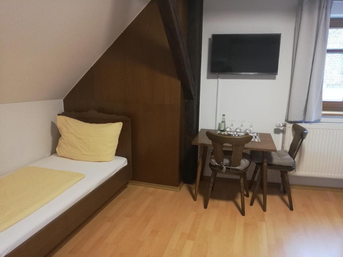 Gaststaette Liebl Otel Wiesent Dış mekan fotoğraf